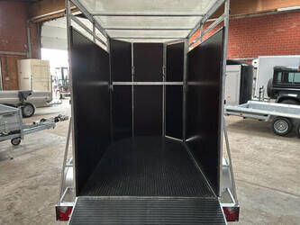 2025-bw-trailers-01t-46263690