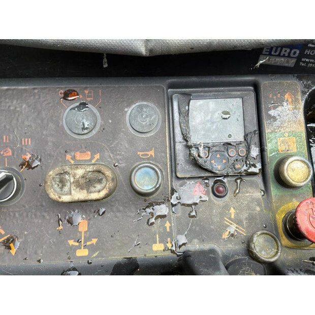 2018 NIFTY HR21D-46263996