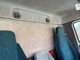 2006-daf-lf45-180-1436761-46264056