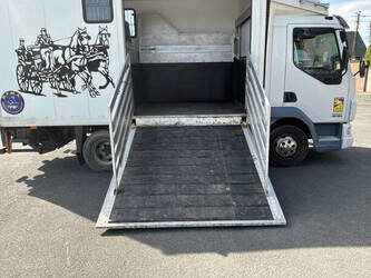 2006-daf-lf45-180-1436761-46264069