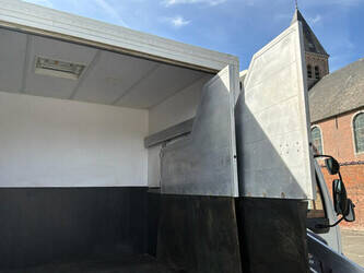 2006-daf-lf45-180-1436761-46264079