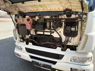 2006-daf-lf45-180-1436761-46264081