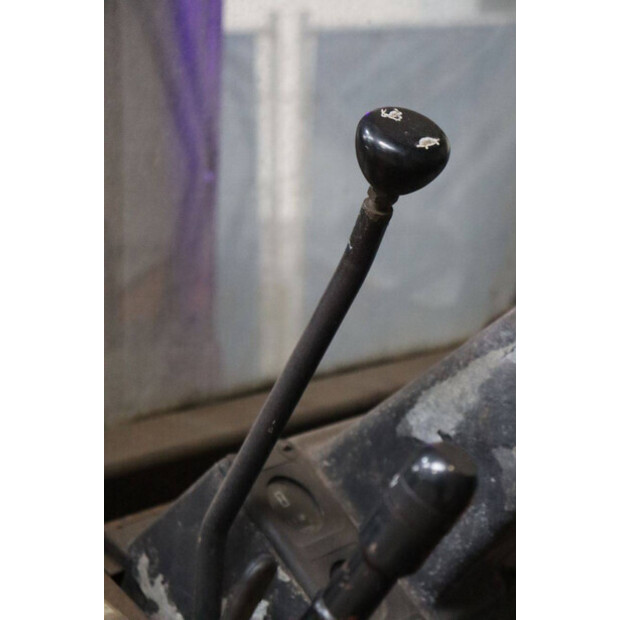 2002 هايستر H7.00XL-46264219