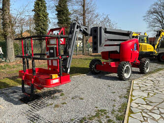 صورة ل رافعات هوائية 2026 مانتال HZ160JRT