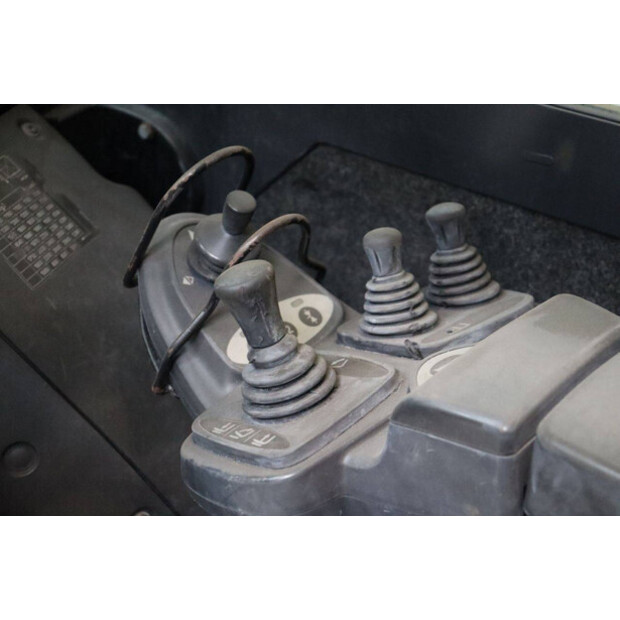 2013 Still RX70-30-46264315