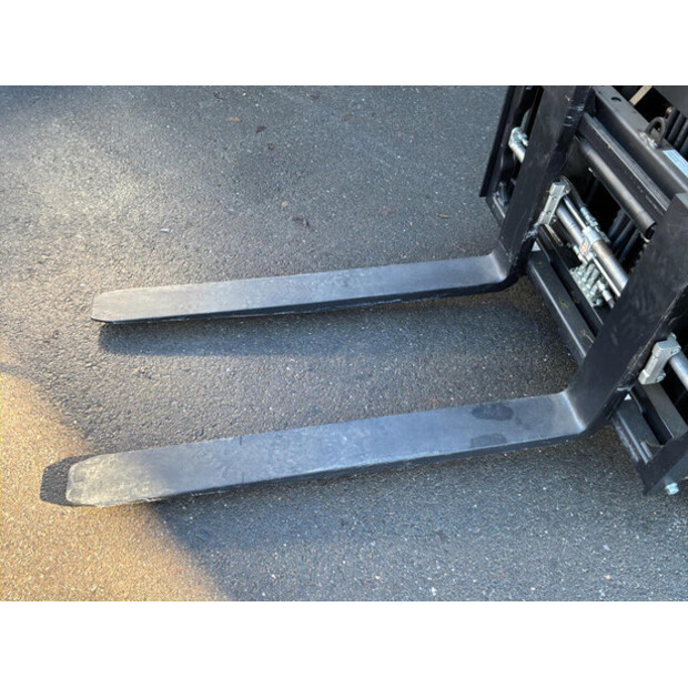 2022 Zhejiang FD30T-46264333