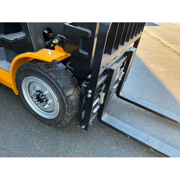 2022 Zhejiang FD30T-46264336