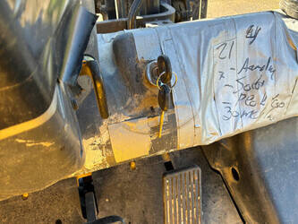 2010-hyundai-25l-7-1436771-46264386