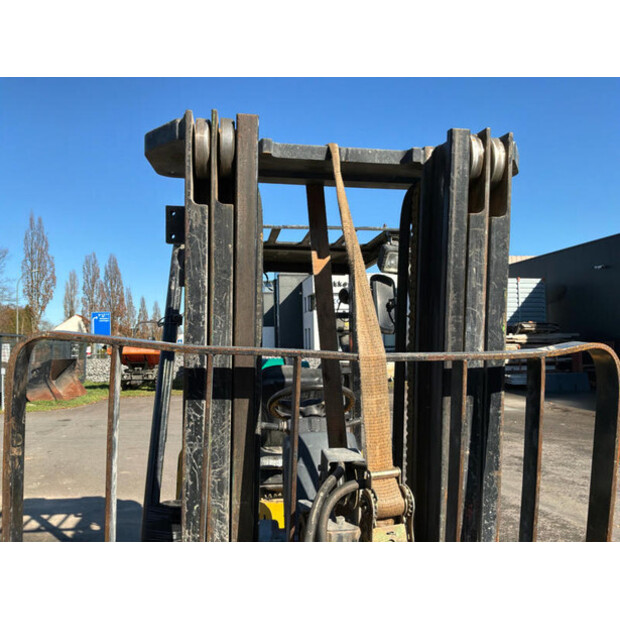 2010 Hyundai 25L-7-46264392