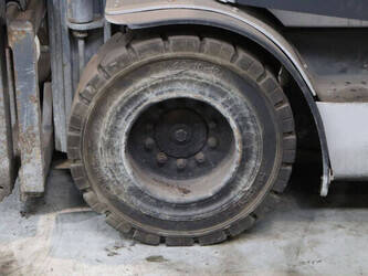 2013-still-3701-46264411