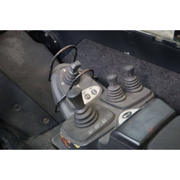 2013 ستيل 3701-46264428