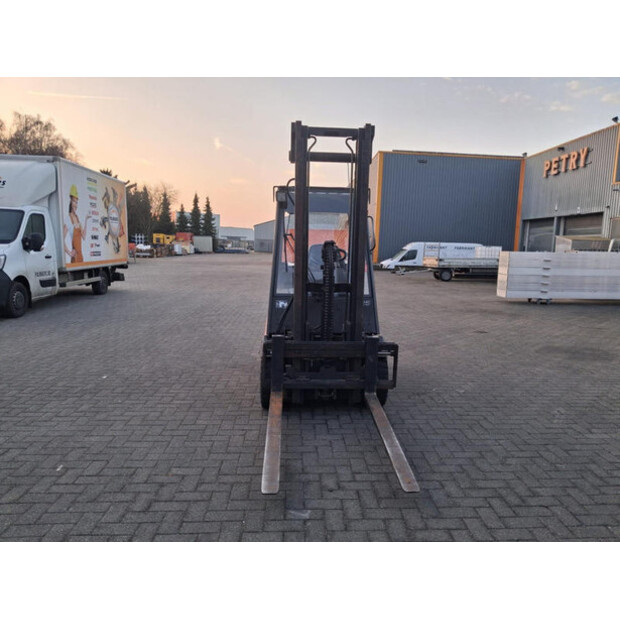 2002 Linde E25-02-46264587