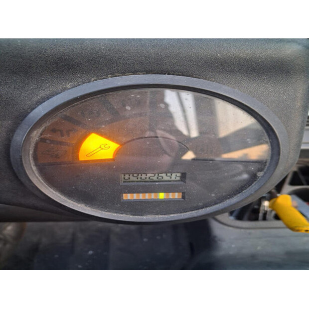 2002 Linde E25-02-46264596