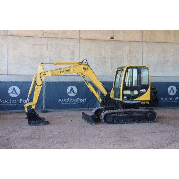 2011 هيونداي R60-7-46265023