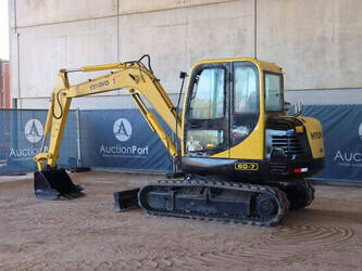 2011-hyundai-r60-7-1436792-46265025