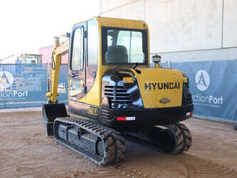 2011-hyundai-r60-7-1436792-46265026