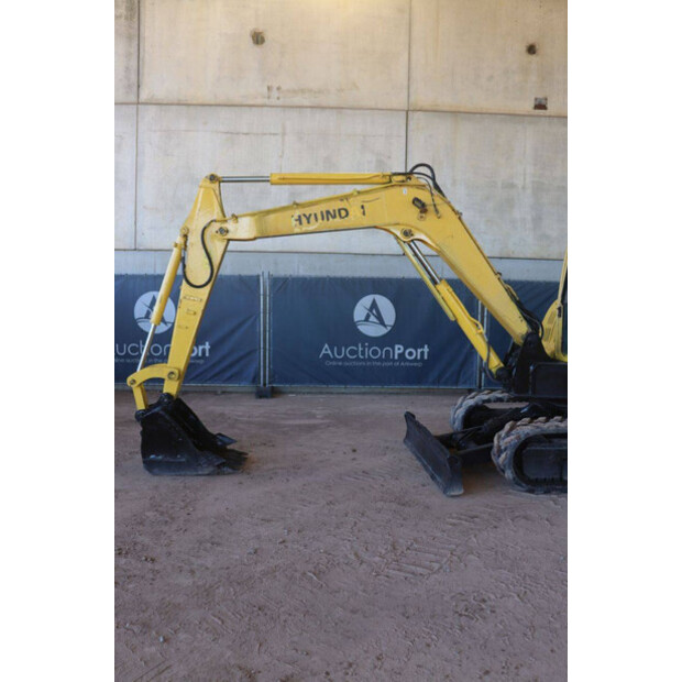 2011 هيونداي R60-7-46265032