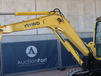 2011-hyundai-r60-7-1436792-46265034