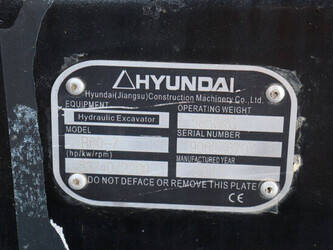 2011-hyundai-r60-7-1436792-46265040