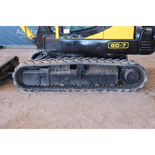 2011 هيونداي R60-7-46265041