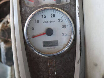 2011-hyundai-r60-7-1436792-46265055