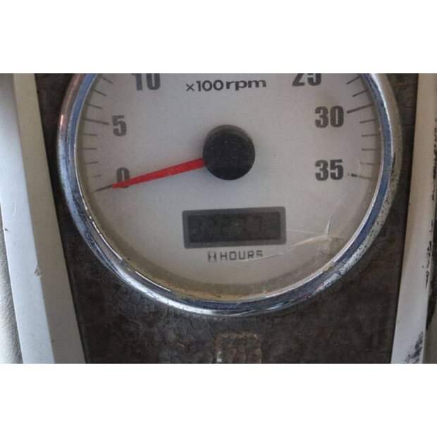 2011 هيونداي R60-7-46265056