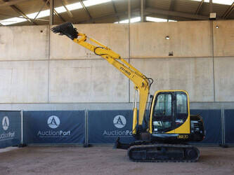 2011-hyundai-r60-7-1436792-46265060