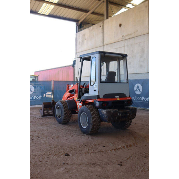 2004 KUBOTA R520NH-46265110