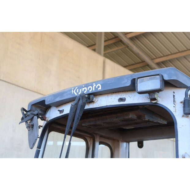 2004 KUBOTA R520NH-46265122
