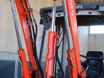 2004-kubota-r520nh-46265145