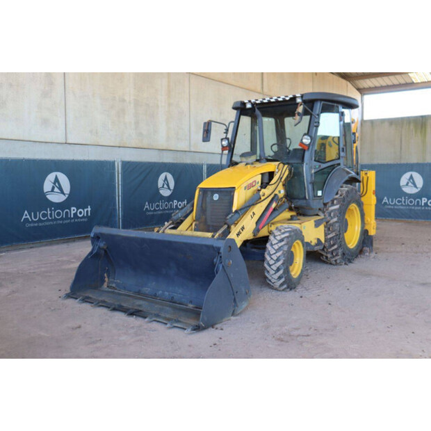 2017 New Holland B80B-46265155