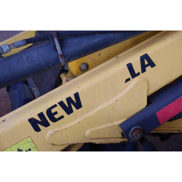 2017 New Holland B80B-46265159