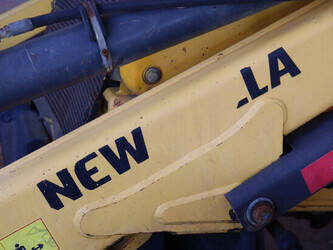 2017-new-holland-b80b-1436795-46265159