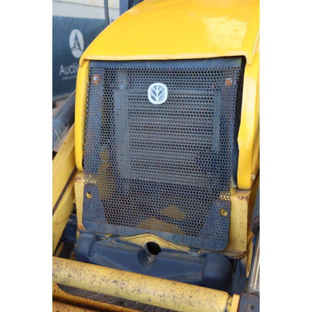2017 New Holland B80B-46265161