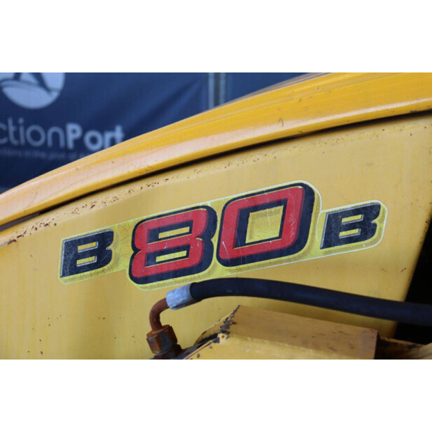 2017 New Holland B80B-46265163