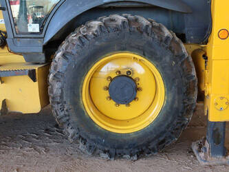 2017-new-holland-b80b-1436795-46265165