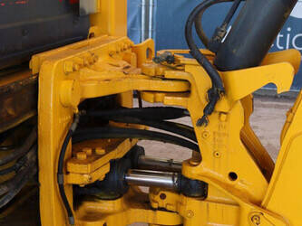 2017-new-holland-b80b-1436795-46265172