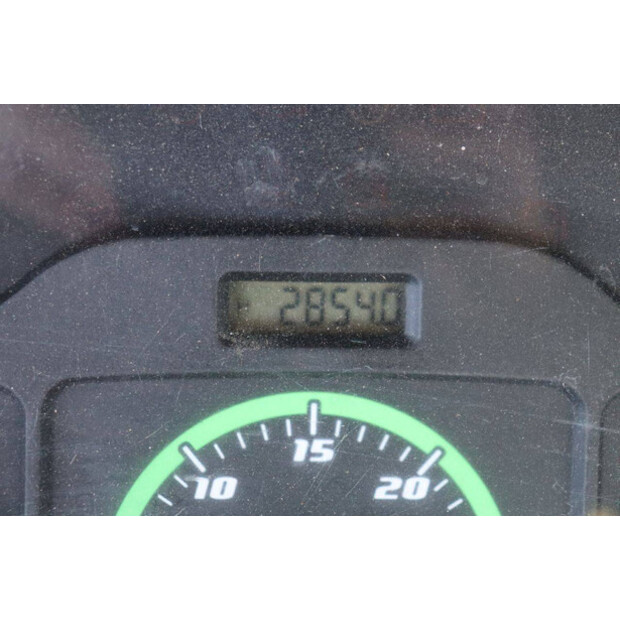 2017 New Holland B80B-46265190