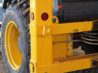 2017-new-holland-b80b-1436795-46265197