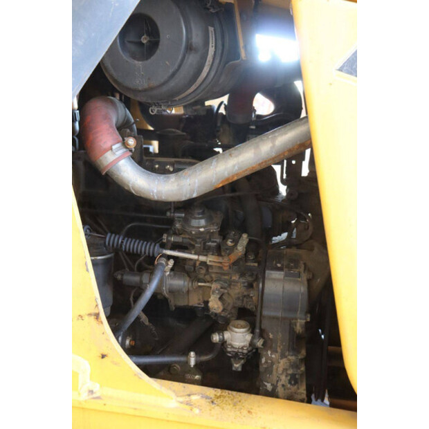 2017 New Holland B80B-46265202