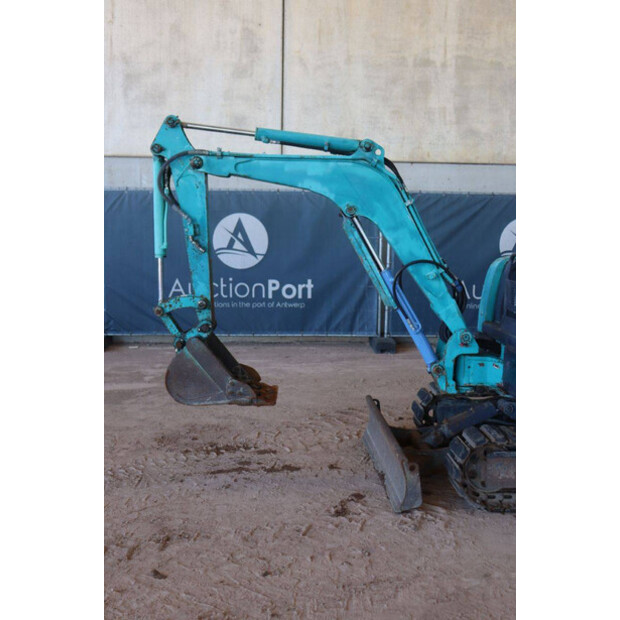 تاكوتشي TB20R-46265249