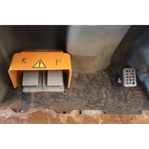 2015 Neuson DW90-46265317