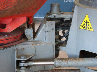 2013-ausa-d400ahg-1436801-46265381