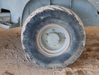 2013-ausa-d400ahg-1436801-46265384