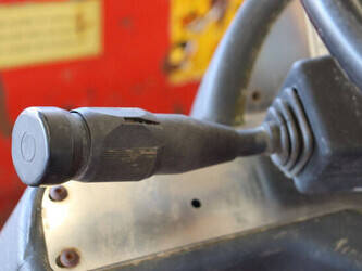 2013-ausa-d400ahg-1436801-46265397