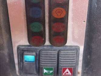 2013-ausa-d400ahg-1436801-46265399