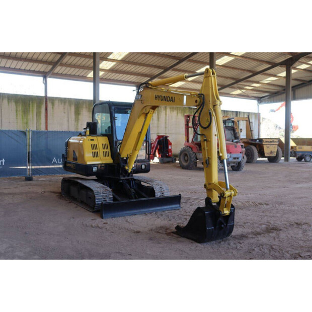 2012 Hyundai R55-7-46265451