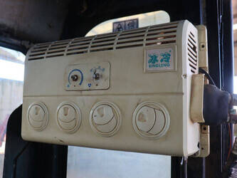 2012-hyundai-r55-7-1436803-46265482