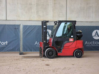 Image for 2017 Hyster H2.5FT