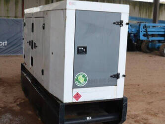 2012-sdmo-r220c3-1436808-46265656